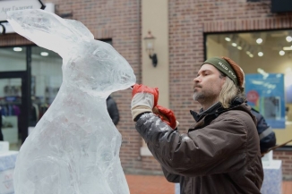 Фестиваль льодових скульптур