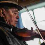 «Ми не маємо права бути амебами»