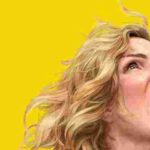 Чи соромно носити спортивний костюм у літаку та поїзді?